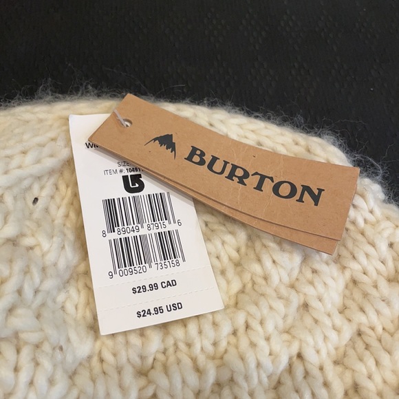 NWT Burton women’s beanie - Picture 2 of 5